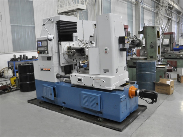 China LETIPTOP Gear Hobbing Machine
